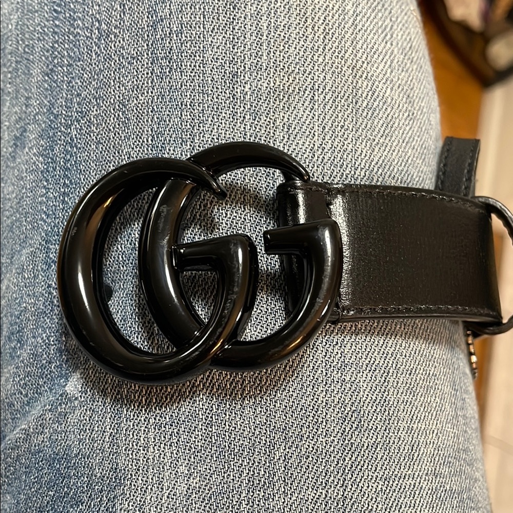 Gucci Black Belt with Iconic Double G Buckle